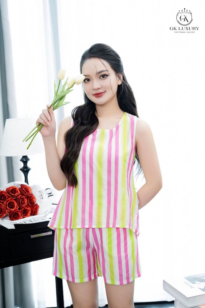 Đồ ngủ, đồ bộ mặc nhà sát nách quần đùi chất liệu thô kẻ GK101